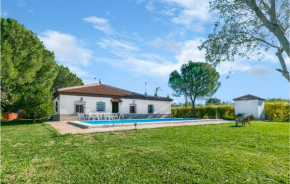 Amazing Home In Carmona With Ethernet Internet